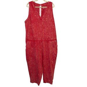 NWT LIVI Womens Red Sleeveless Jumpsuit Size 26/28 Red Acid Wash